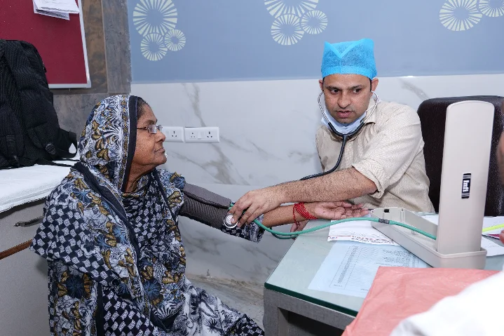 Consult Patient with Doctor in Gangasheel Hospital - Bareilly